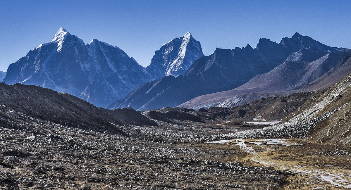 Breaking 6,000m - Chhukung to Imja Tse Base Camp - Occasional Climber